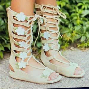 Joyfolie Seraphina Gladiator Sandals Size 8